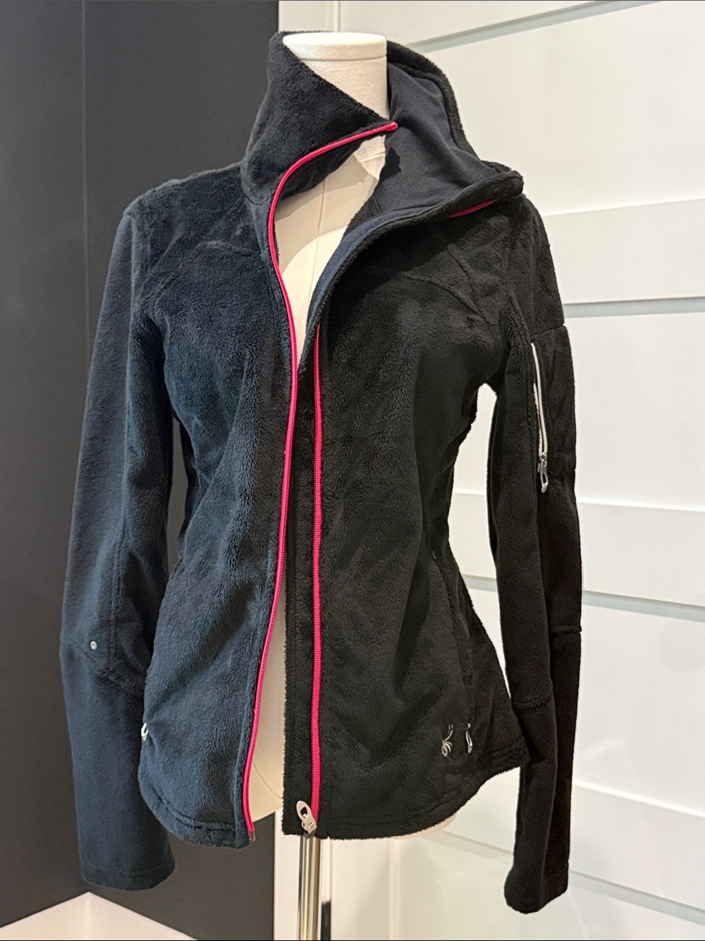 Spyder Women’s Black Fleece Jacket NWOT